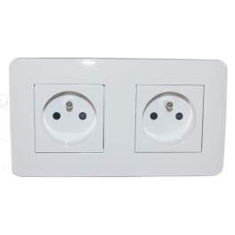 Double socket outlet with earth connection Casual series white - DEBFLEX - Référence fabricant : 742765
