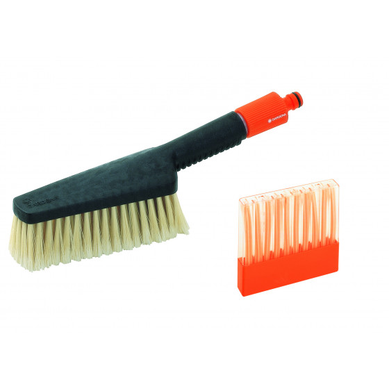 Washing brush with champoing