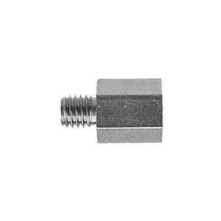 Raccord de réduction hexagonal male 8x125 / femelle 7x150, 50 pièces.