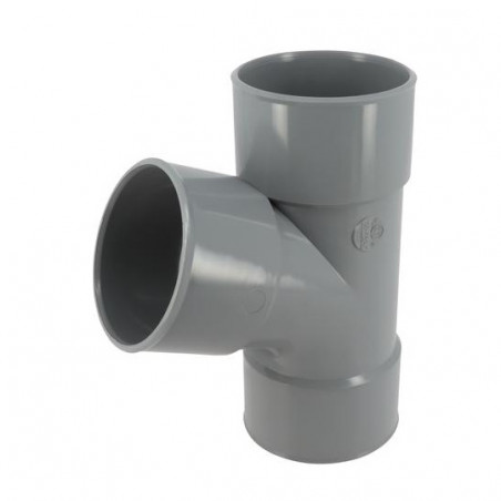 Té PVC 67 degré30 FF 80