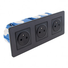 TRIPLE PRISE 2 POLES + TERRE ENCAS EASY EJECT KOURO 135814