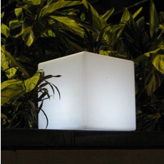 Lámpara de ambiente CUBE