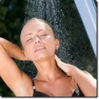 Dusche für den Pool