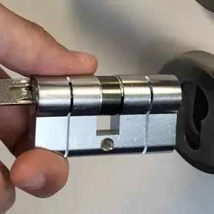 Door cylinder