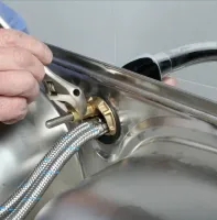 Fixation robinetterie