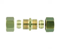 Biconical brass fitting