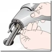 Supply hoses for mixing valves